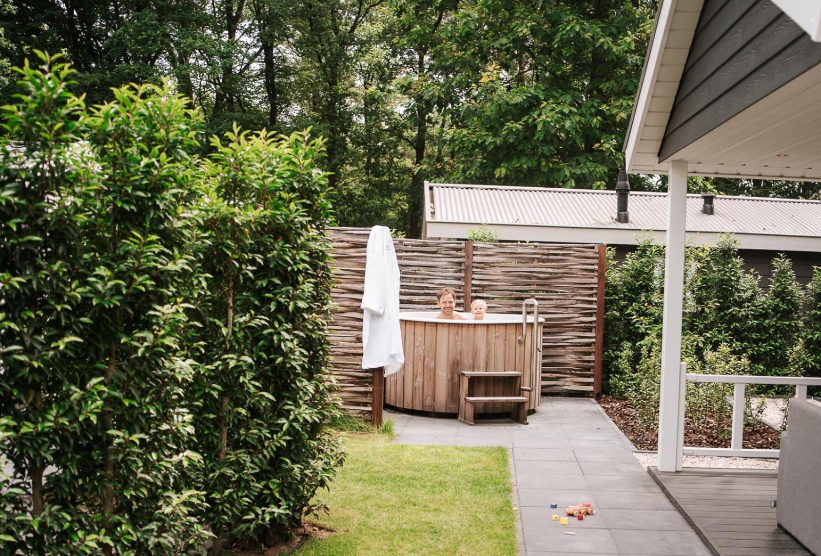 Vakantiepark De Thijmse Berg Rhenen Bagian luar foto