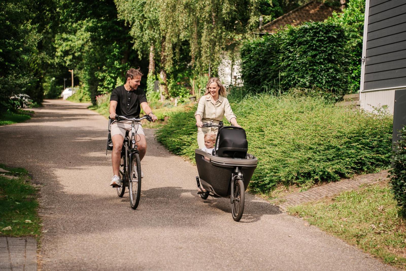 Vakantiepark De Thijmse Berg Rhenen Bagian luar foto