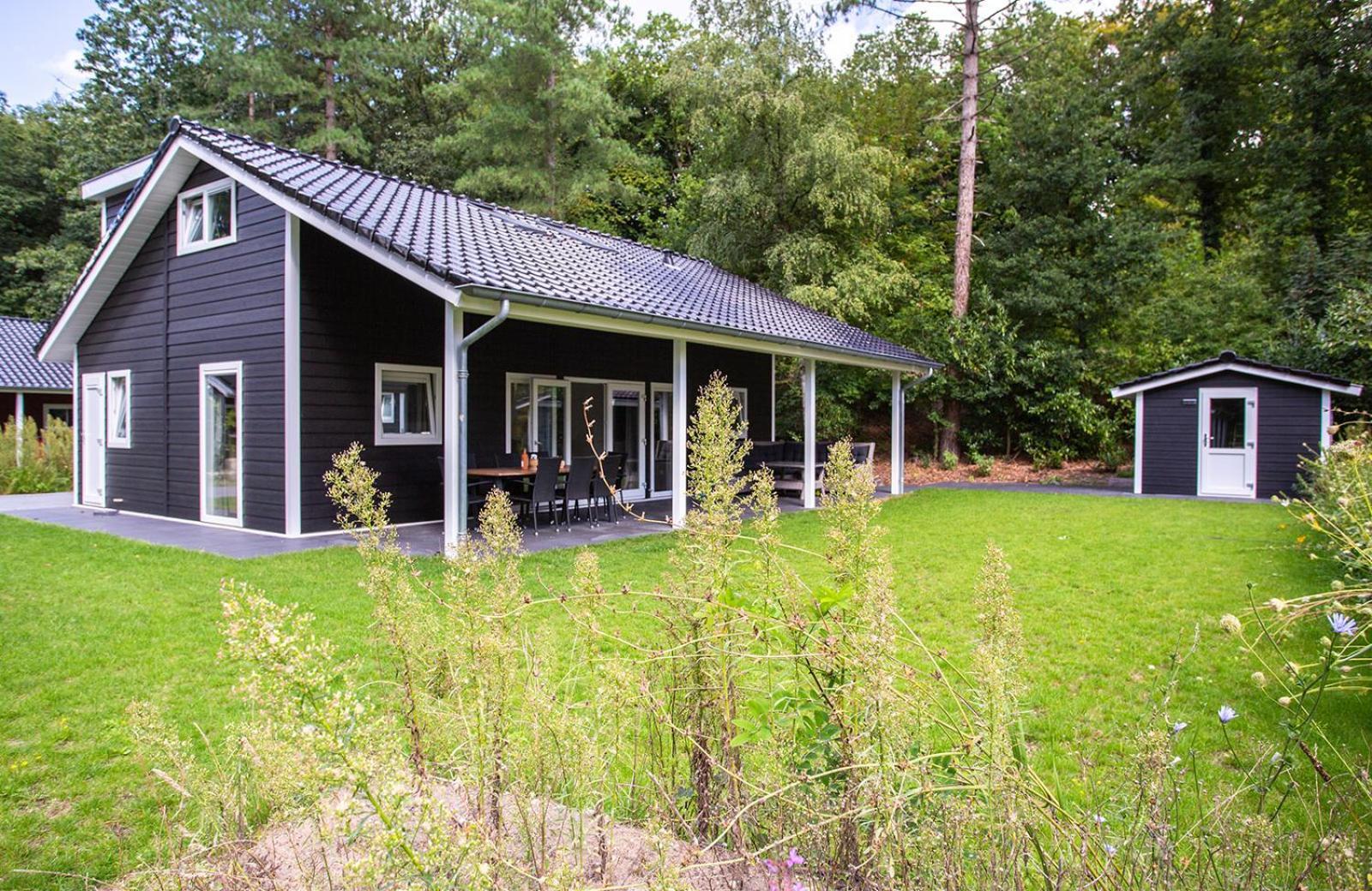Vakantiepark De Thijmse Berg Rhenen Bagian luar foto