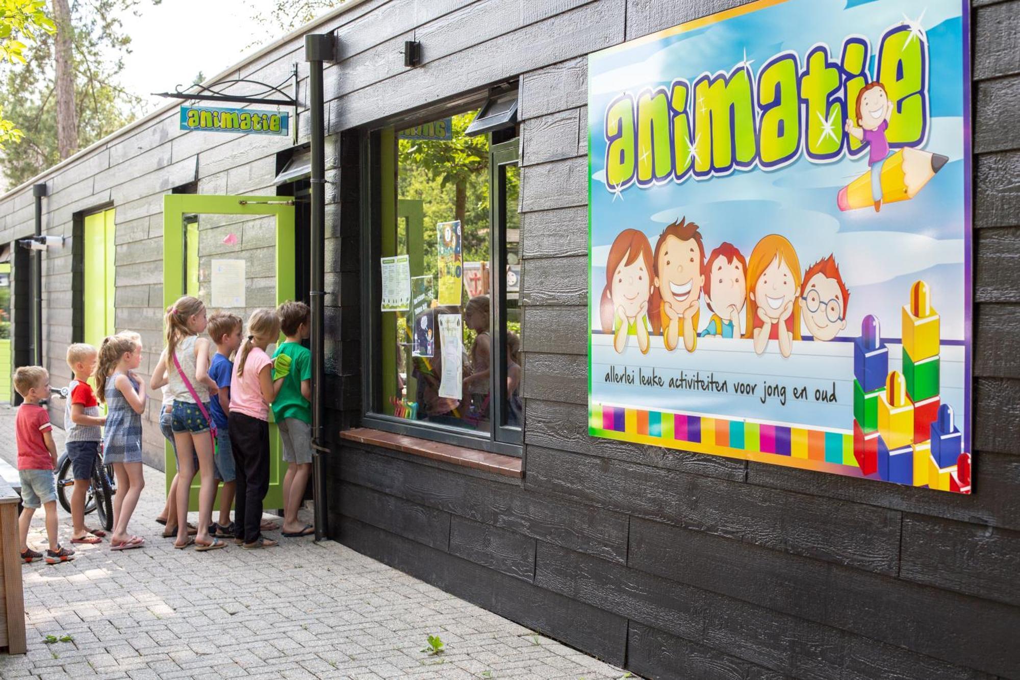 Vakantiepark De Thijmse Berg Rhenen Bagian luar foto