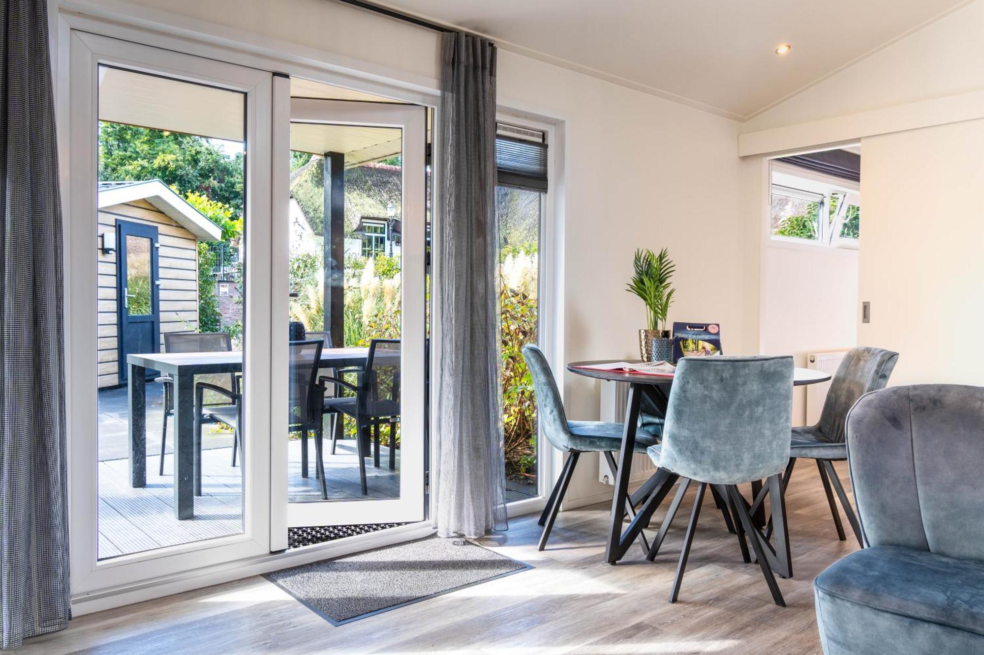 Vakantiepark De Thijmse Berg Rhenen Bagian luar foto