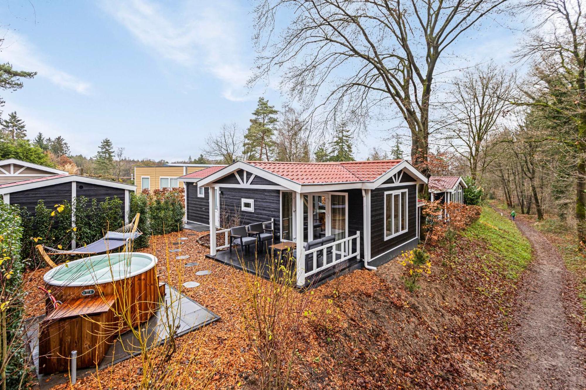 Vakantiepark De Thijmse Berg Rhenen Bagian luar foto