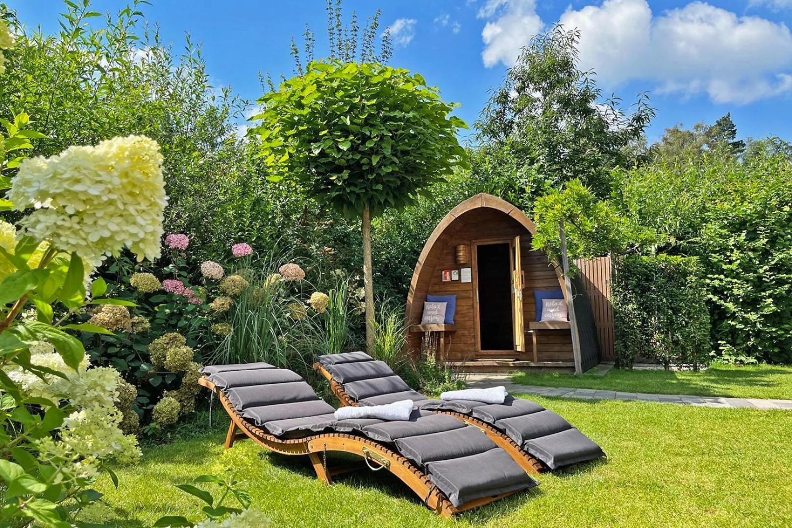 Vakantiepark De Thijmse Berg Rhenen Bagian luar foto
