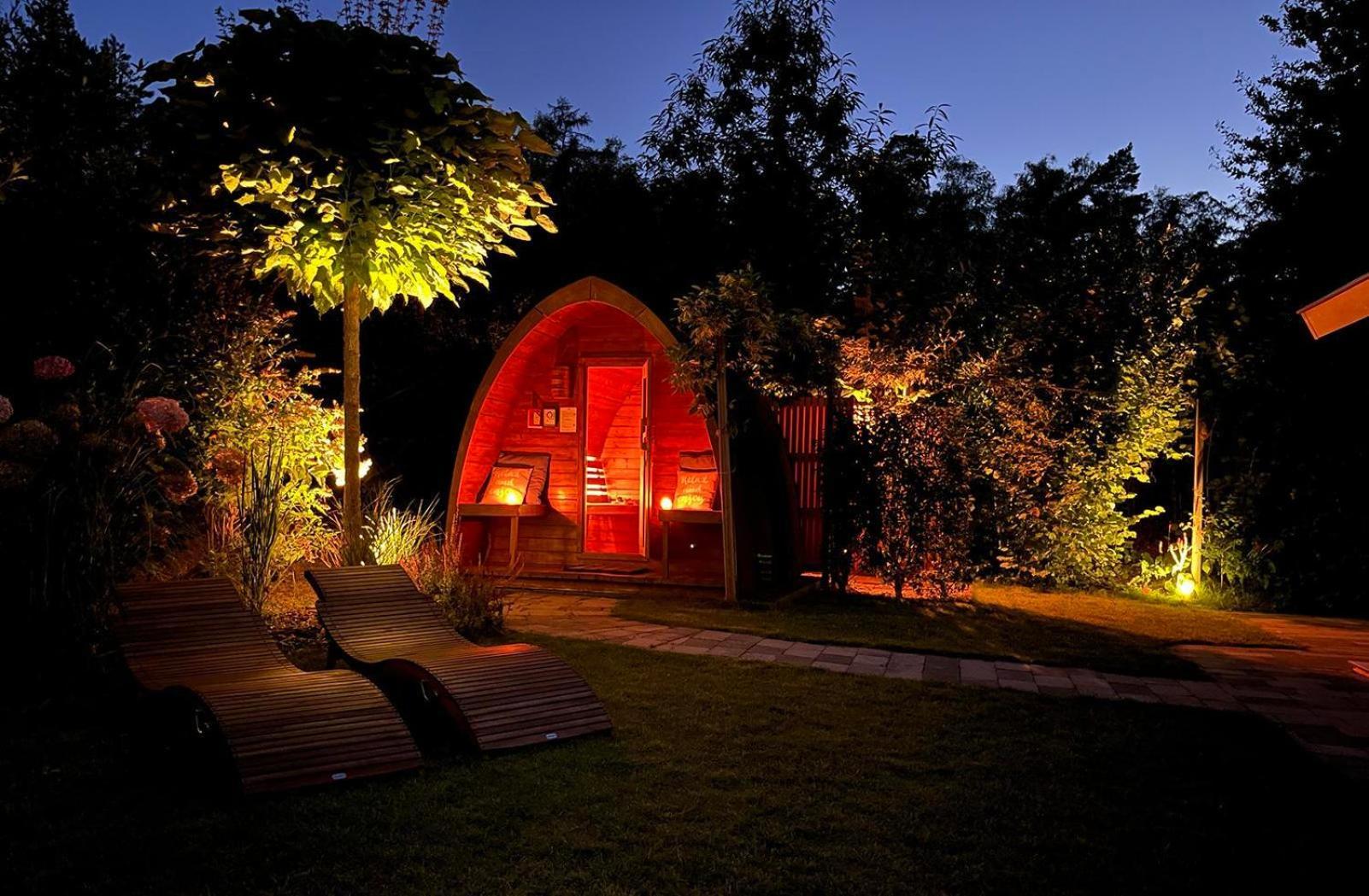 Vakantiepark De Thijmse Berg Rhenen Bagian luar foto