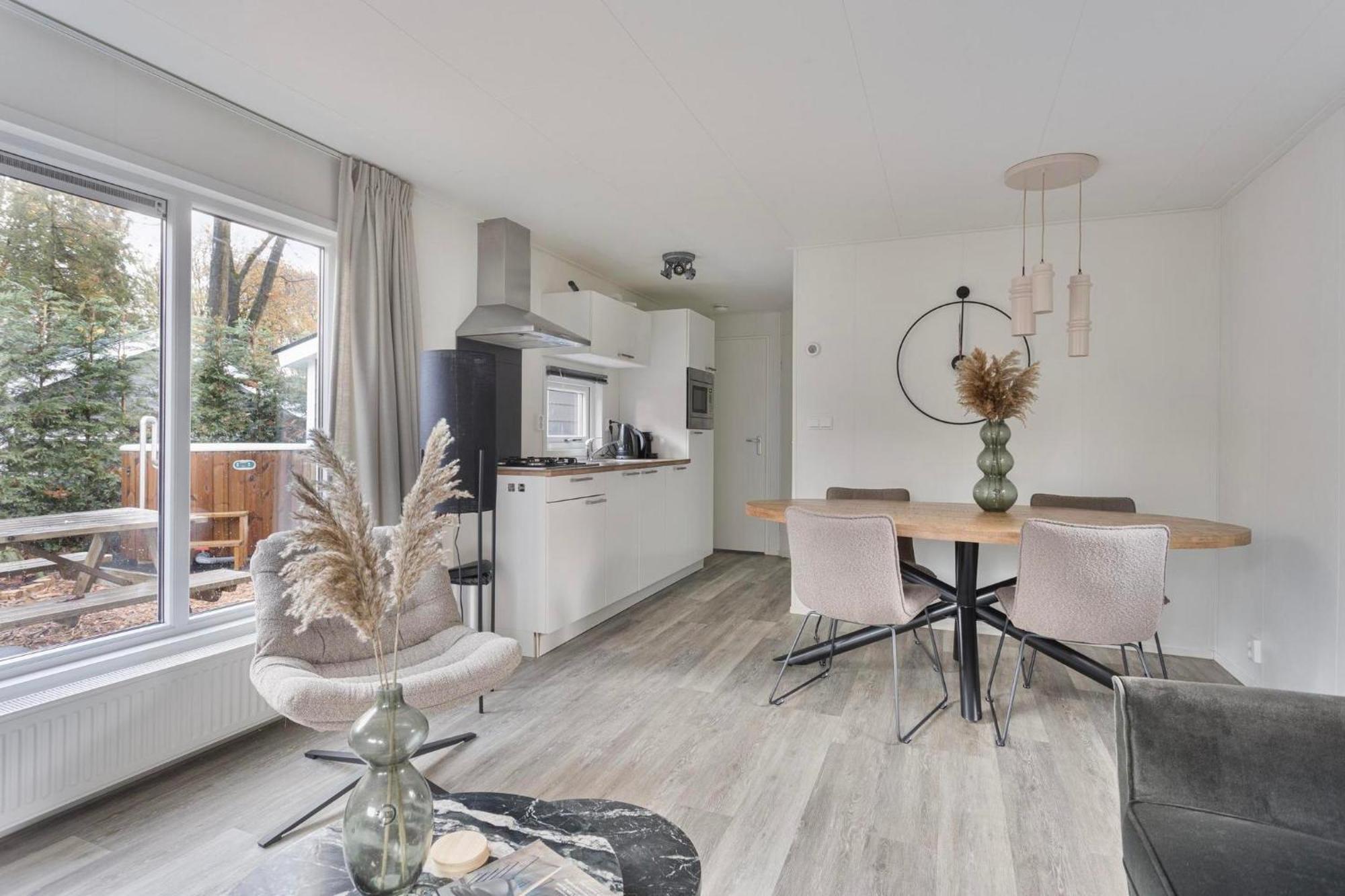 Vakantiepark De Thijmse Berg Rhenen Bagian luar foto